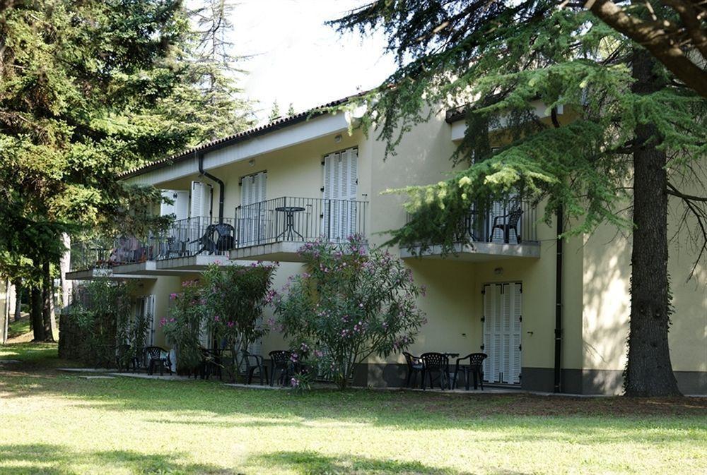 Bor Annex Hotel Ankaran Exterior foto